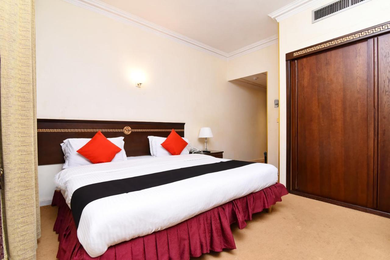 Capital O 419 Al Safeer Hotel Riaad Buitenkant foto